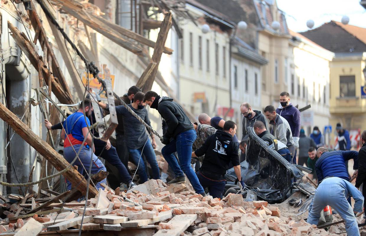 Dosad primljeno 9414 zahtjeva za obnovu nakon potresa