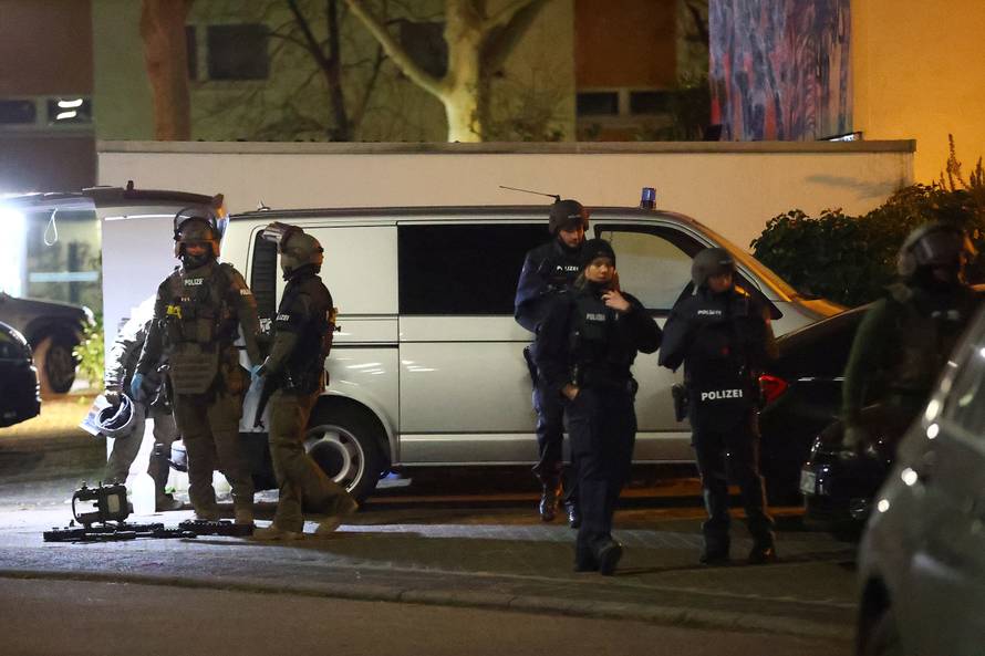 'Ljudi su vrištali na cesti. Tamo sam ranije prošao s  kćerima'