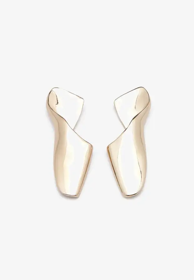 Pregledali smo ponudu! Ovo su najljepše naušnice ove sezone