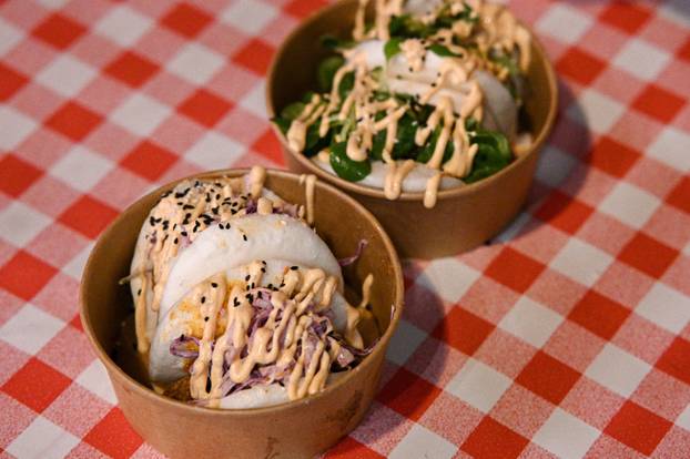 Zagreb: PLACe market na tržnici Dolac posjetili brojni Zagrepčani