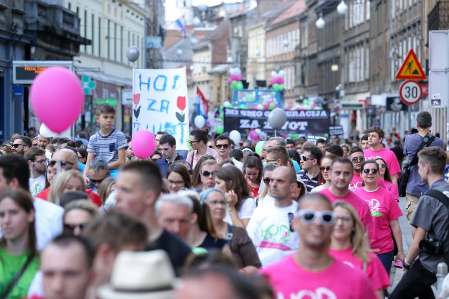 Na 'Hodu za život' 10 tisuća ljudi: Moramo zaštiti majke