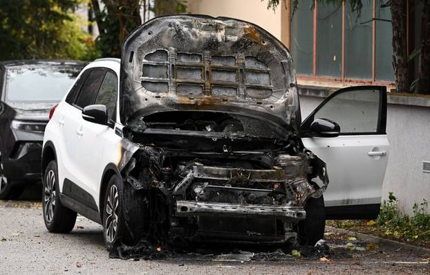 Tijekom noći izgorjela dva automobila na zagrebačkom Jankomiru