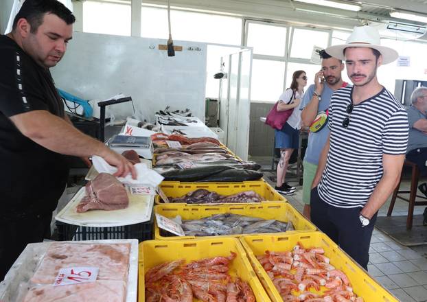 Šibenik: Bogata ponuda ribe na šibenskoj ribarnici
