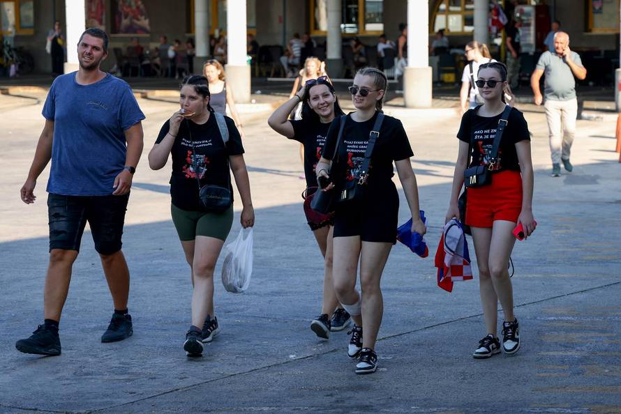 Zadar: Polazak na Thompsonov koncert