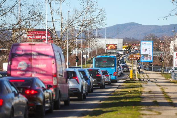 24sata Zagreb: Prometni kolaps u središtu Sesveta