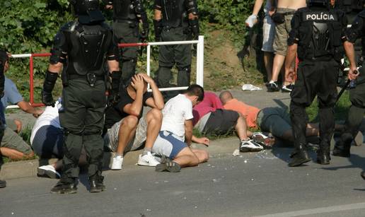 FOTO Krvavi obra&ccaron;un u &Zcaron;ilini: Torcida je te&scaron;ko stradala 2009. od policije, Slovaci su na oprezu