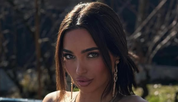 FOTO Sve na izvol'te: Laura iz 'Savršenog' objavila vatrenu odjevnu kombinaciju...