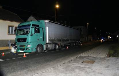 Kamion pregazio muškarca koji je ležao na kolniku u Čakovcu