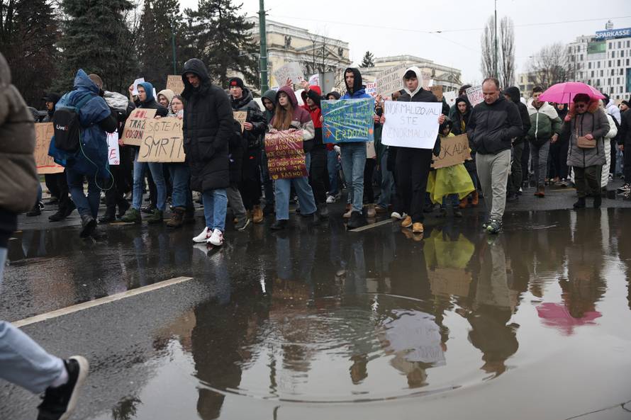 Sarajevo: Treći dan prosvjeda nakon teške tramvajske nesreće, prosvjednici blokirali promet kod SCC-a