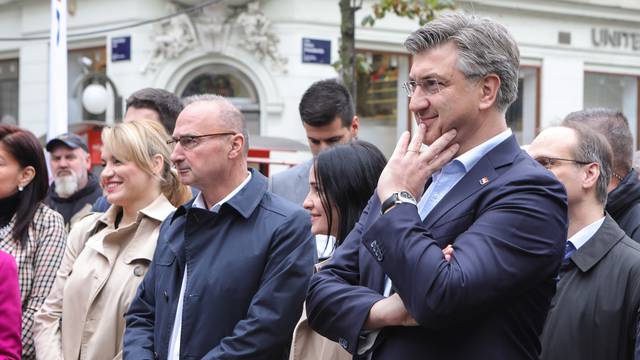 Premijer Plenković, Boris Vujčić i ministar financija Primorac sudjelovali su na manifestacija Dani eura u Zagrebu