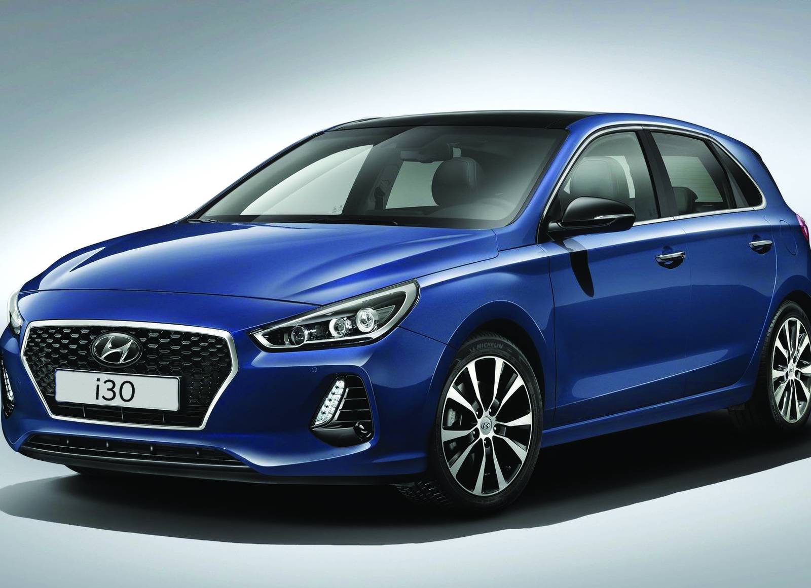 Osvoji novi besprijekorni Hyundai I30 sa  10 kupona