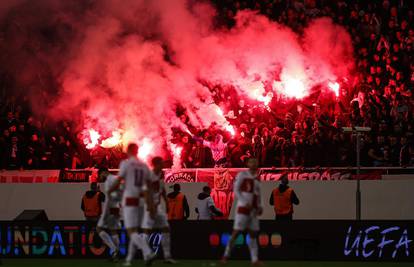 Uefa udarila HNS po džepu zbog paljenja baklji na Poljudu!