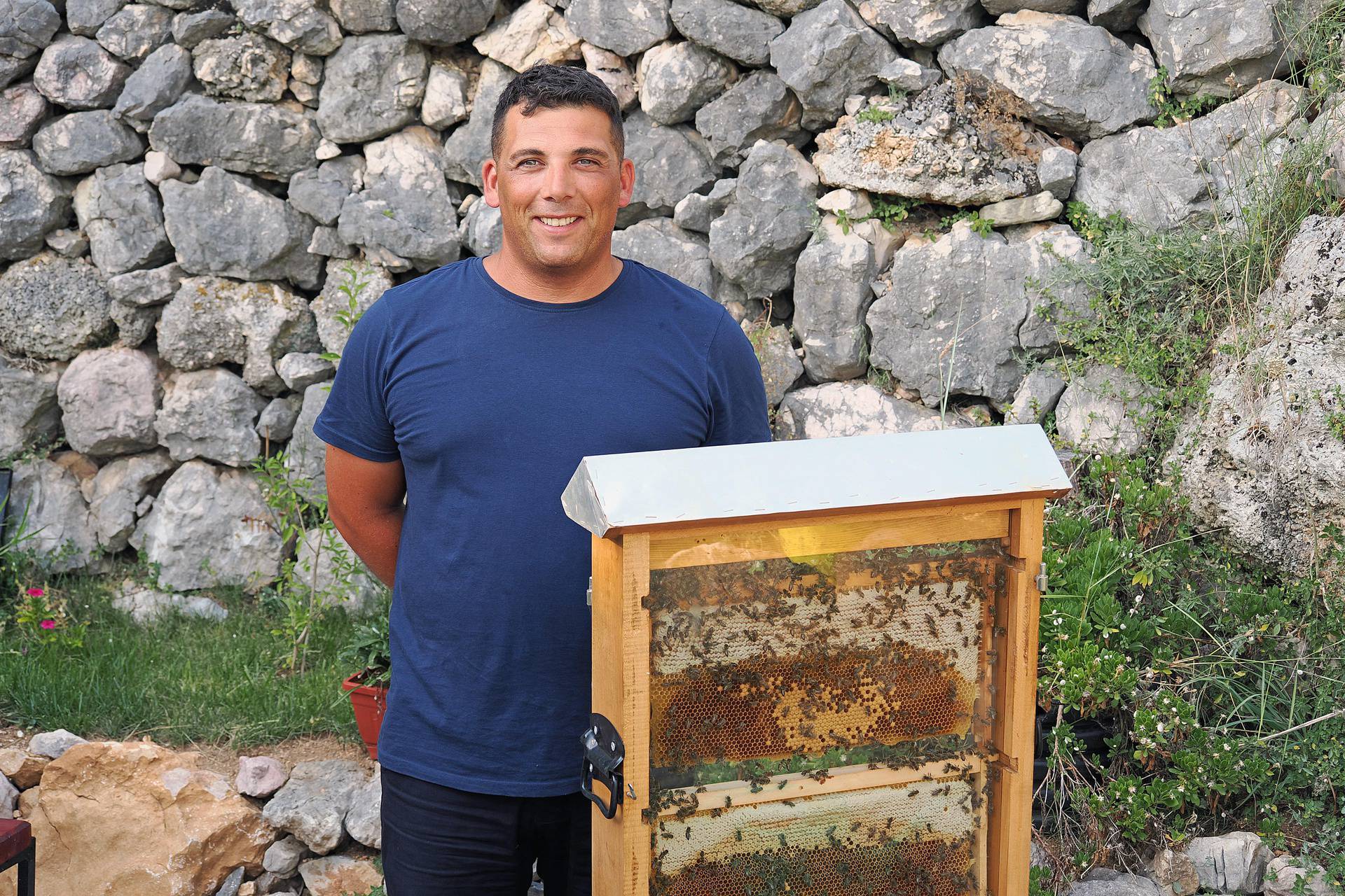 U Baškoj se uživa i ove jeseni