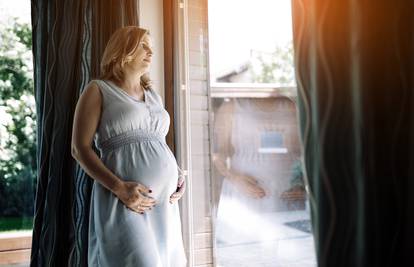 'Svekrva mi zagorčava život u trudnoći, ne znam što da radim'