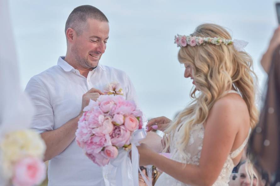 Vatroslav i Valentina u šoku: Na svadbi su nam ukrali novac