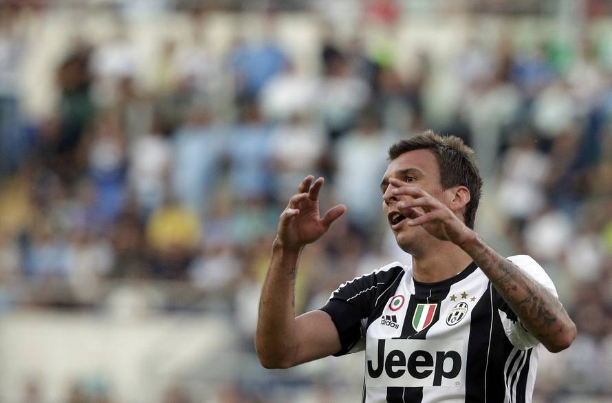 Football - Soccer - Lazio v Juventus - Italian Serie A