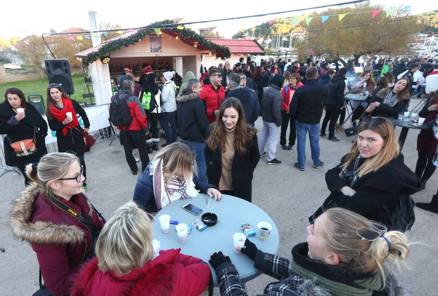 Skijaški spektakl uz more: Iška kraljica privukla je stotine ljudi