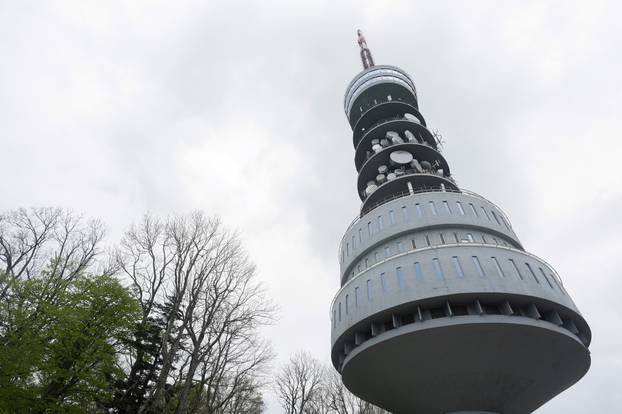 Zagreb: Na sljemenskom tornju otvoren vidikovac koji su Zagrepčani čekali desetljećima