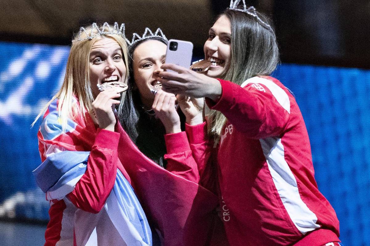 Kakav nos: Krune smo pravile od hotelskih ukrasa dan prije utakmice. Imale smo osjećaj!