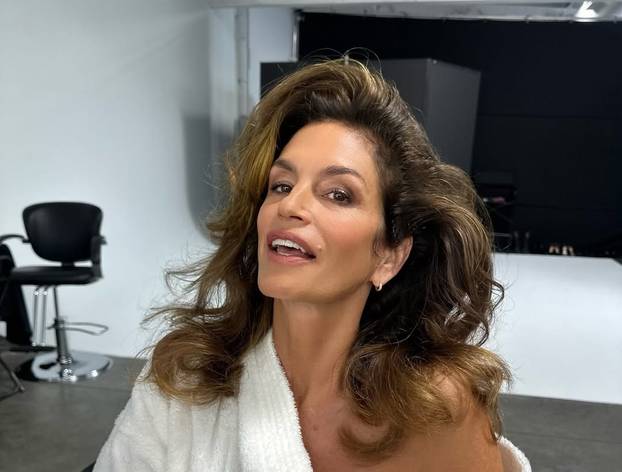 Cindy Crawford otkrila svojih 10 najboljih trikova za lijep izgled