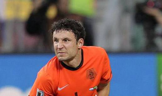 Van Bommel: Sada napadaju Van Gaala, a nemaju kulture...