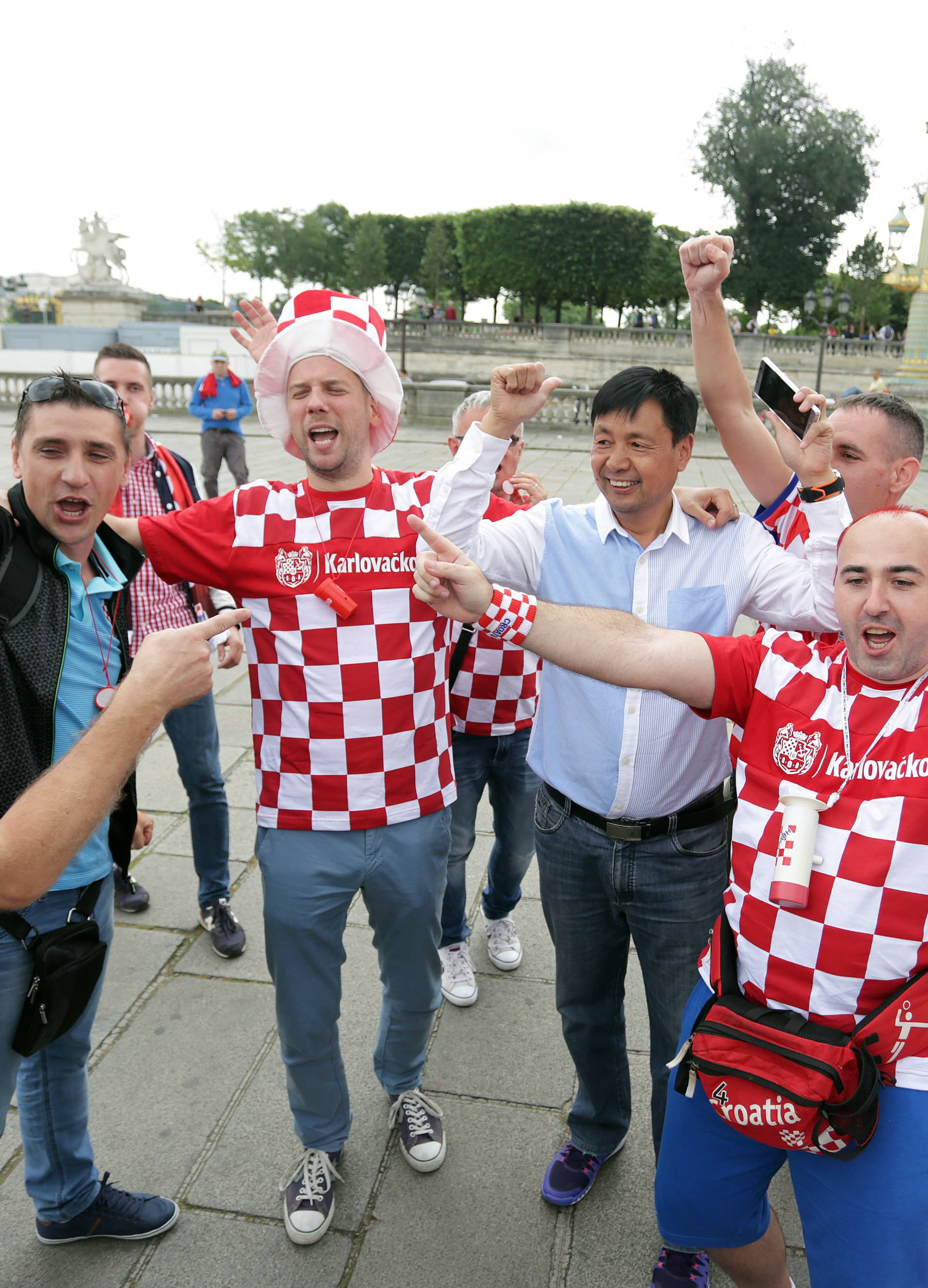 Hrvatska zastava bila je hit,  a bit će uz "kockaste" i danas...