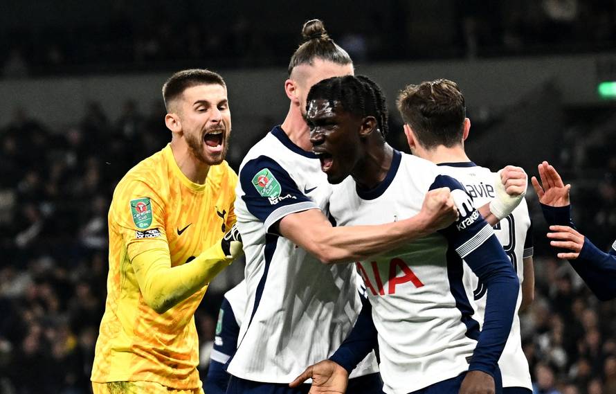 Carabao Cup - Round of 16 - Tottenham Hotspur v Manchester City