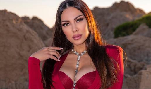 FOTO &Zcaron;anamari vatrenim fotkama u crvenim haljinama podi&zcaron;e svijest o opakoj bolesti