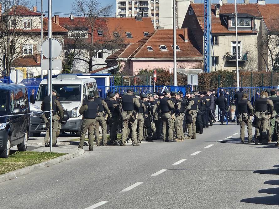 Dinamo - Hajduk 2-2: Podjela bodova u fantastičnom derbiju!