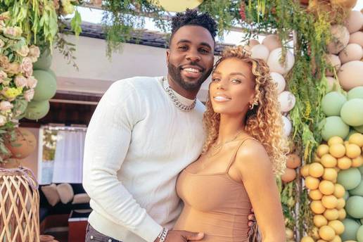 Jason Derulo i djevojka Jena prekinuli tek što su dobili sina! Prije tri dana izjavljivali ljubav