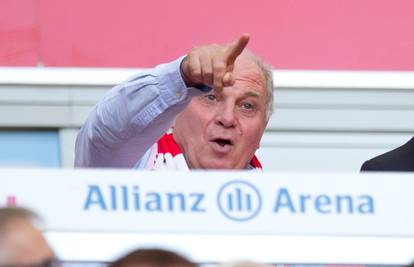 Bivši šef Bayerna o Kalouu: Za glupost ne postoji nikakav lijek