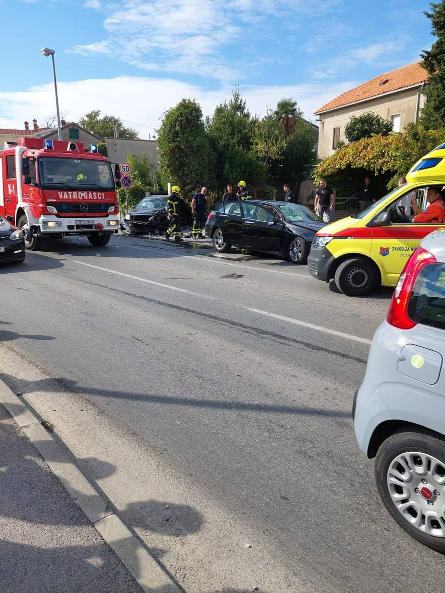 Muškarac koji je bježao kroz Kaštela i skrivio sudar imao je marihuanu, ali ne i vozačku