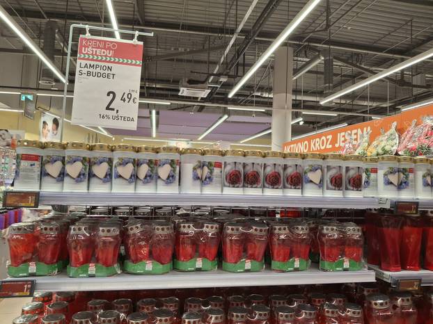 Ponuda lampiona u Intersparu u Supernovi Buzin