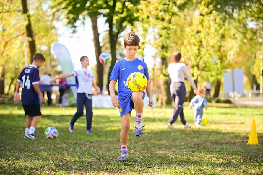 Zagreb:  Ekotlon na jezeru Bundek