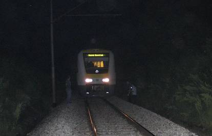 Vlak naletio na pješaka na prijelazu kod Dugog sela