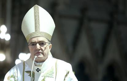 Papa smjenjuje Bozanića, nije zadovoljan kako vodi Crkvu?