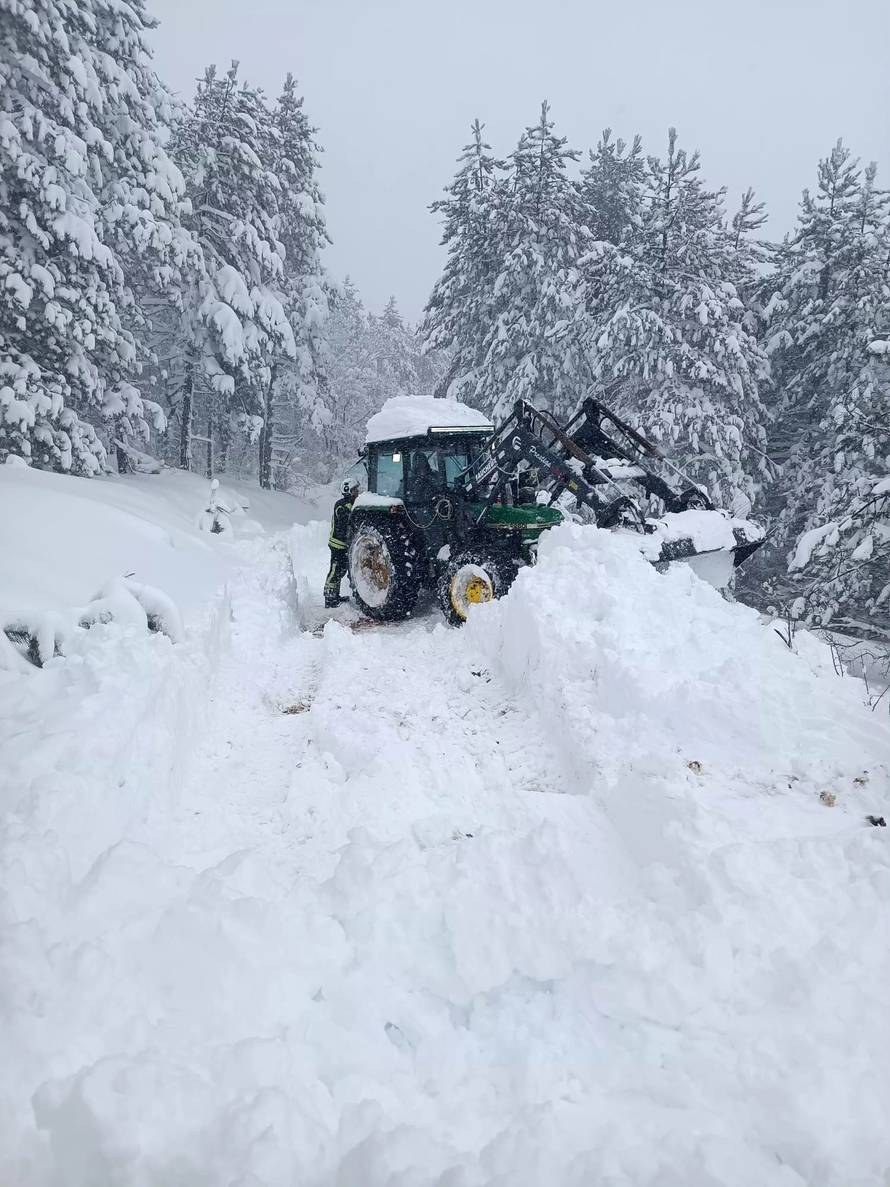 Detalji dramatične akcije kod Plitvica: 'Bili su van sebe kad sam došao, dijete je plakalo...'