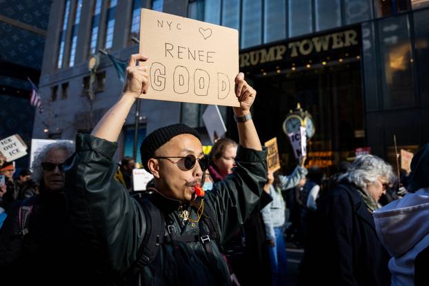 a "No Wars, No Kings, No ICE", anti-U.S. ICE protest in New York