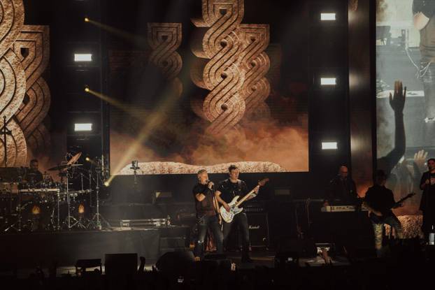 FOTO Pogledajte kako je bilo drugu večer zaredom na koncertu Thompsona u Splitu