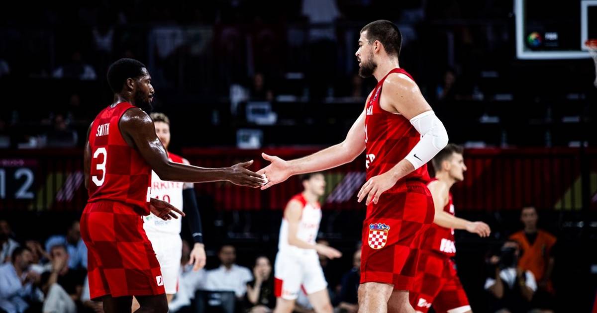 Croatian Basketball Stars Gain Insight into Opponents at Prestigious