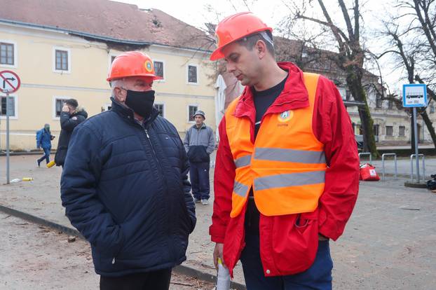 Petrinja: Kuće označene sa slovom x trebaju se rušiti