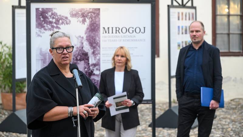 FOTO Otvorena izložba „Mirogoj: 150 godina sjećanja”