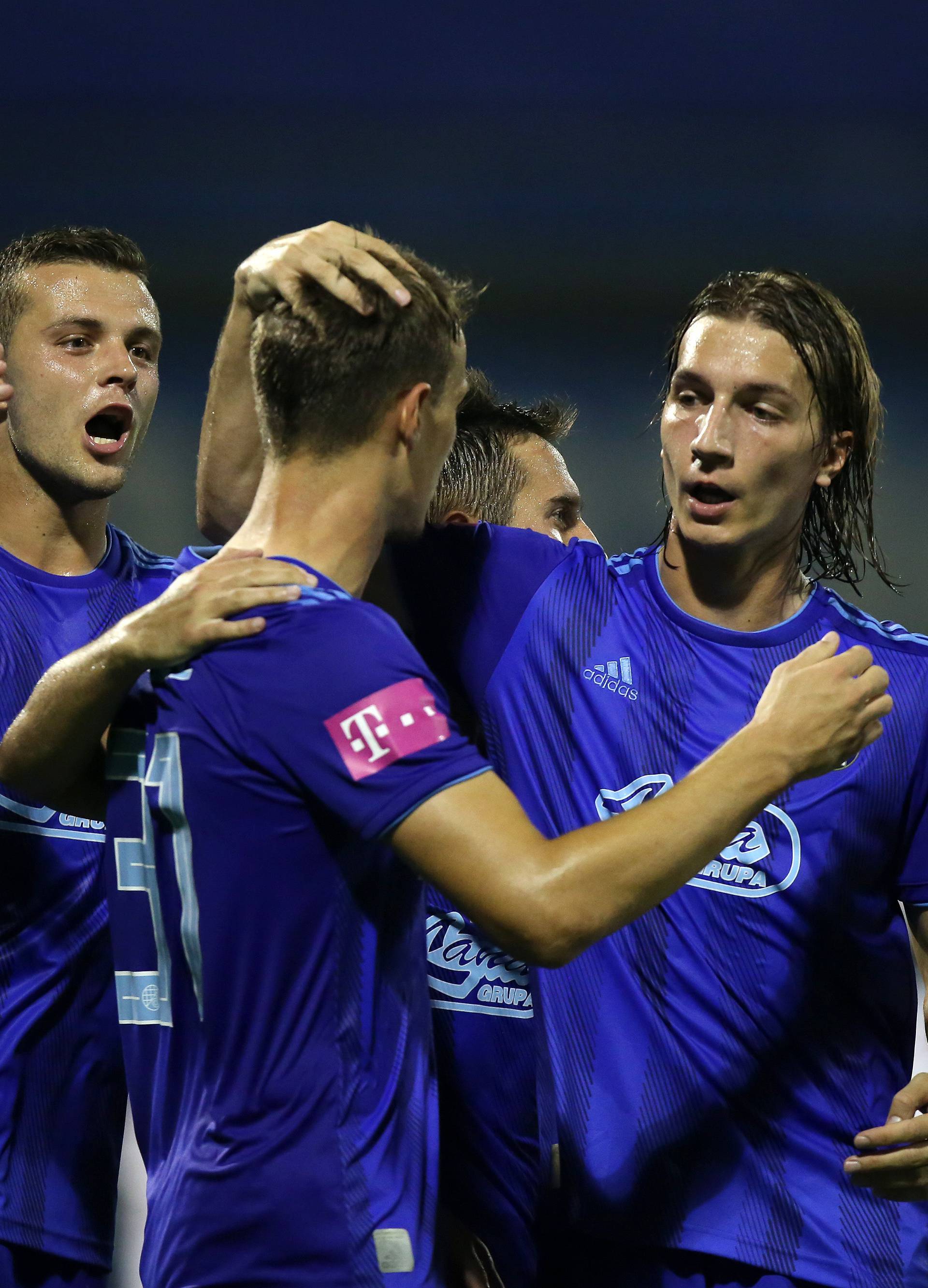 Dinamo s deset novih igrača rutinski protiv Slaven Belupa