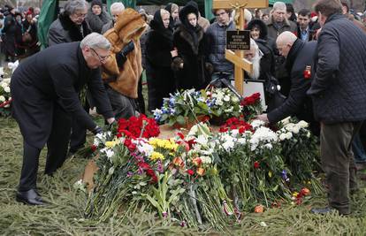 Pokopan Nemcov: Pucnjevi su ispaljeni u rusku demokraciju