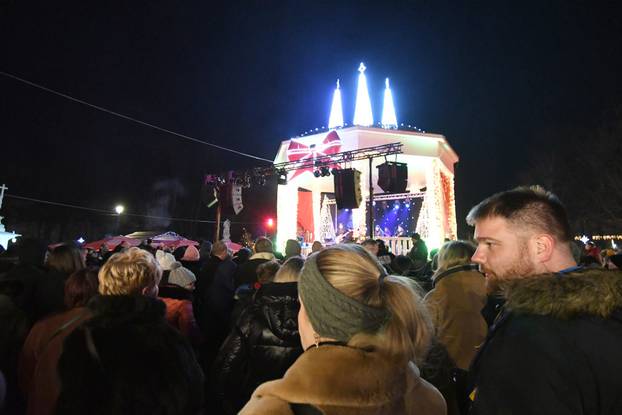 Bjelovar: Vlado Klember nastupio na dočeku Nove Godine