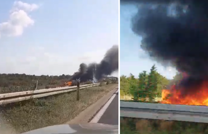 Požar automobila na A1 kod Karlovca:' Na mjesto događaja upućeni vatrogasci i policija'