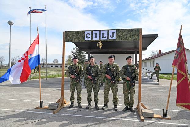 FOTO Vojnici Gardijske oklopno-mehanizirane brigade natjecali se u Garešnici: Evo kako je bilo