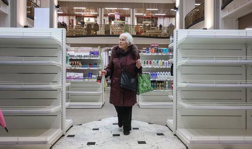 FOTO Nama &cacute;e sutra zauvijek zatvoriti vrata: Pogledajte kako izgledaju poluprazne police...
