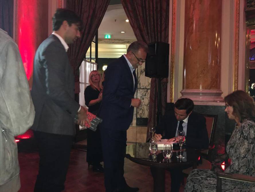 Srna se rasplakao na spomen oca, Stanić otkrio: Zbog njega sam se oprostio od 'vatrenih'