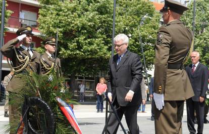 Predsjednik RH će u Divuljama posjetiti protupožarne snage